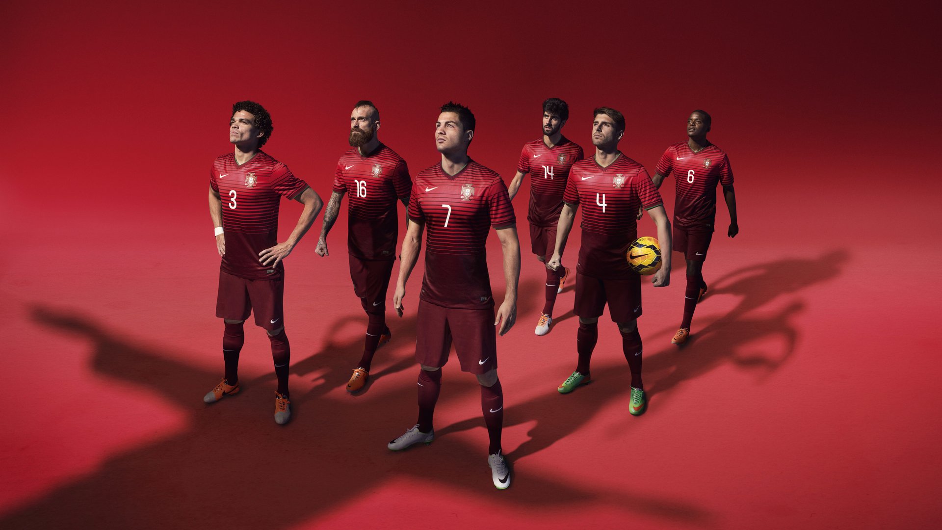 AYX SPORTS-女子足球国家队体能训练计划公布，女子足球训练营